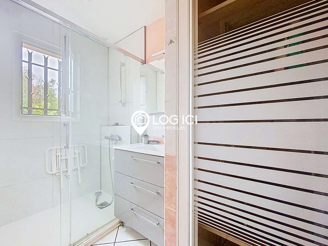 Maison T5 Lescar 136m2 - photo 11