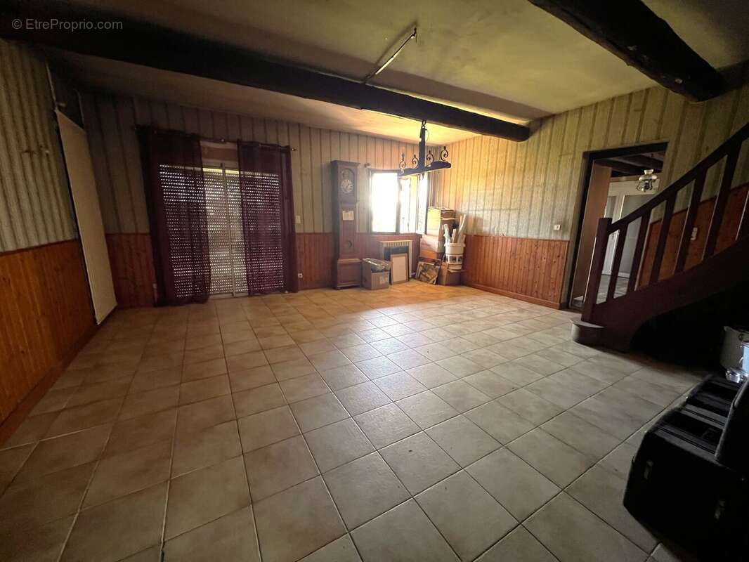 Maison à CHARREY-SUR-SAONE