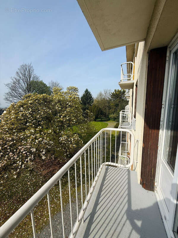 Appartement à FOUGERES