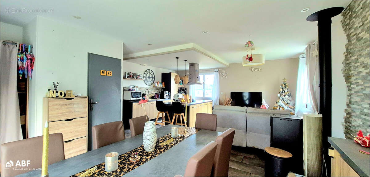 Maison à ROUXMESNIL-BOUTEILLES