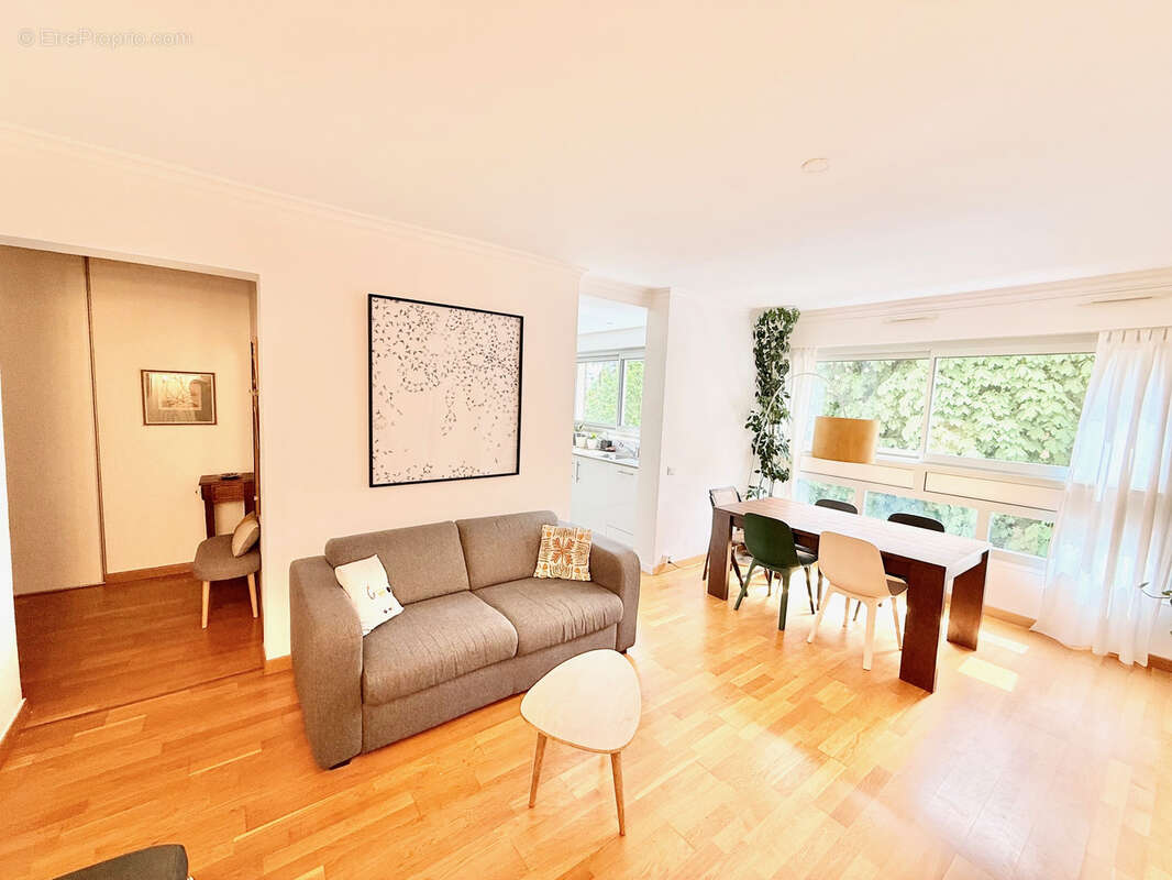 Appartement à FERNEY-VOLTAIRE