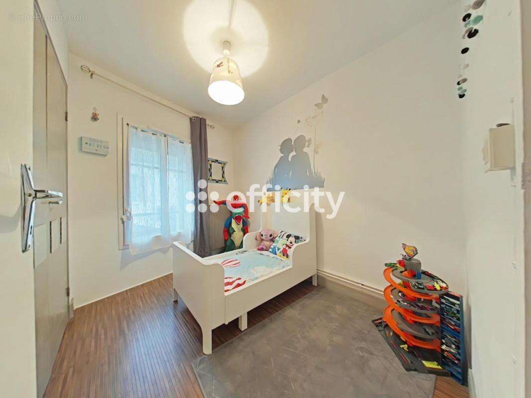 Appartement à GROSLAY