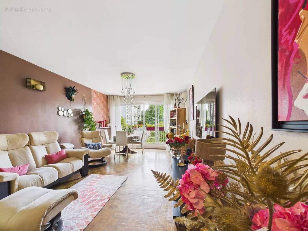 Appartement à PARIS-20E