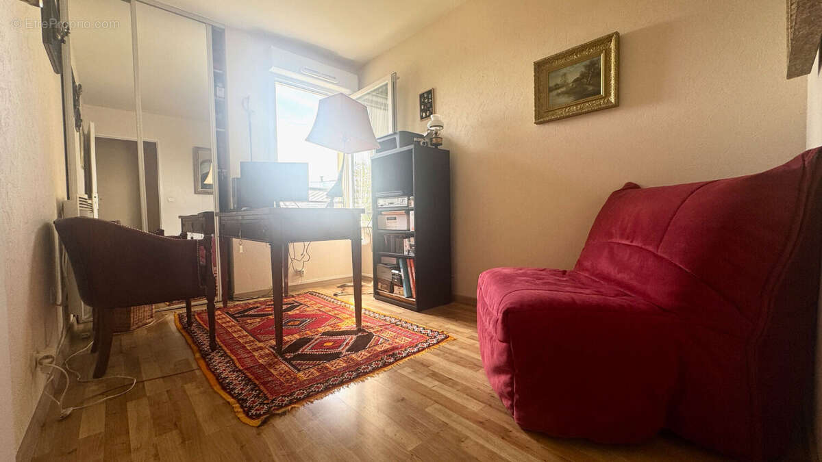 Appartement à CORBEIL-ESSONNES
