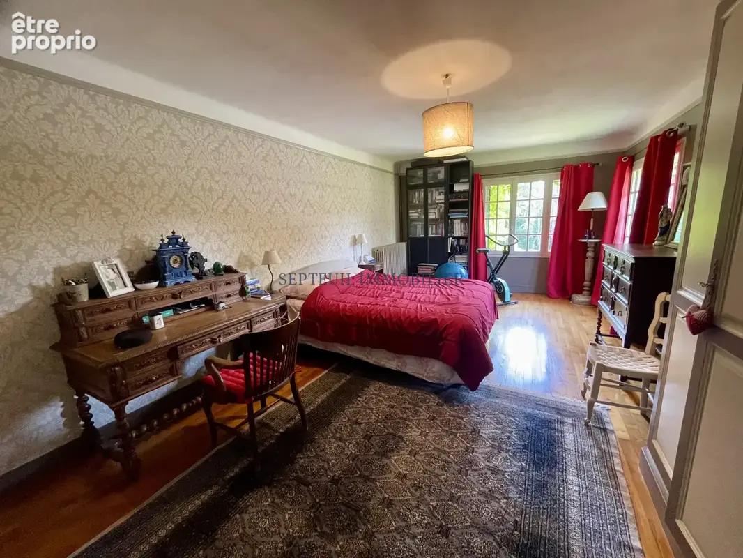 Maison ancienne individuelle de 7 pièces, sur 5 088 m2,avec garage et piscine. - photo 20