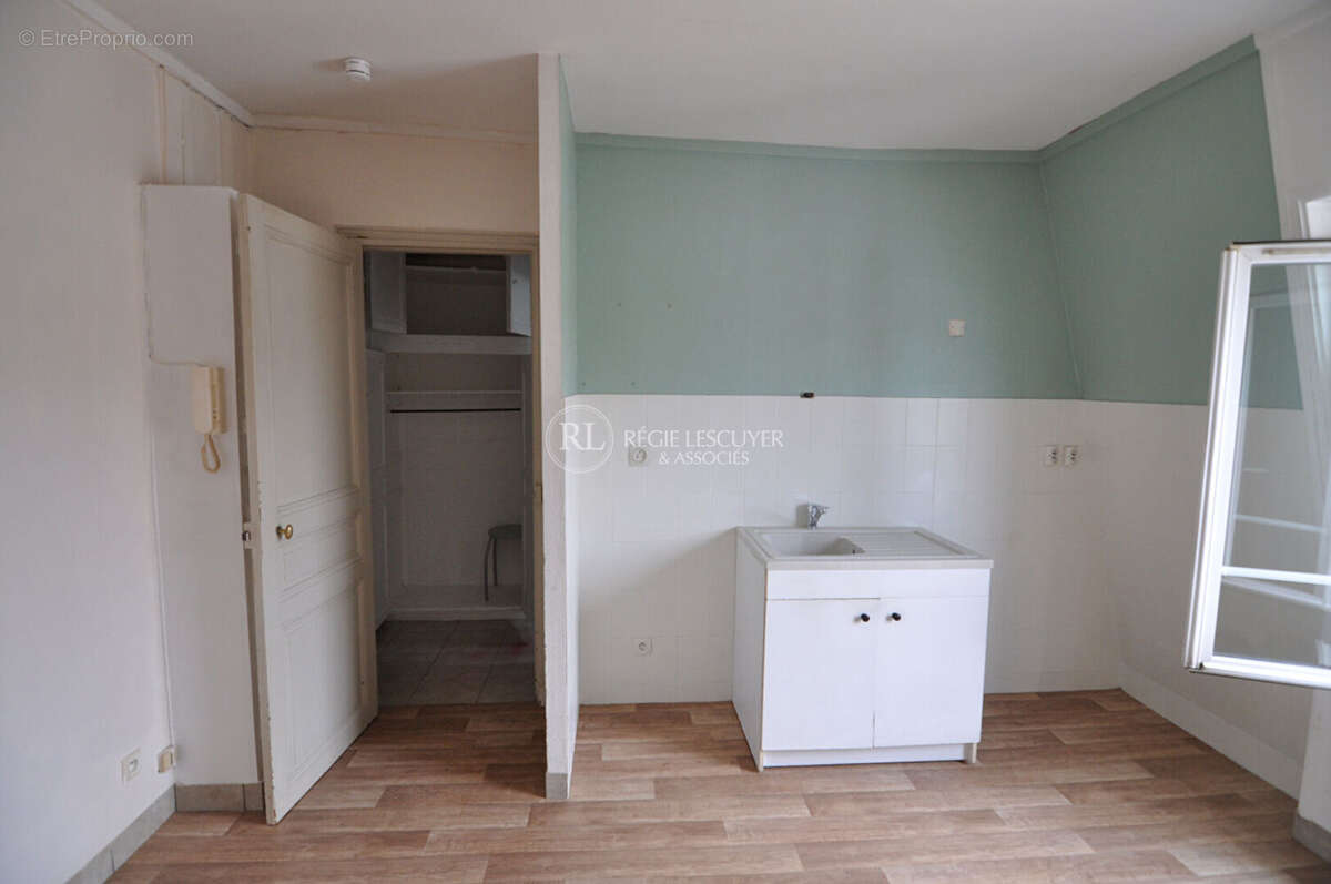 Appartement à PARIS-12E