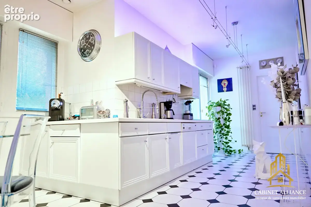 Propriété de Prestige à vendre avec une piscine - photo 7