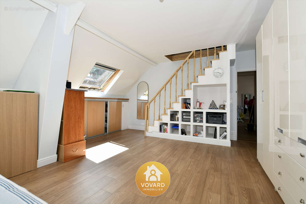 Ideal famille maison f7 de 200 m2 - photo 8
