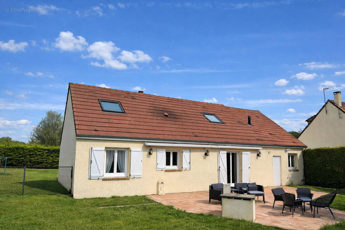 Maison à CROUY-EN-THELLE