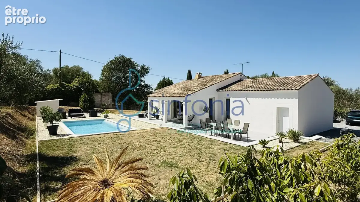 Maison de plain-pied entièrement rénovée avec piscine, sans vis-à-vis - photo 12