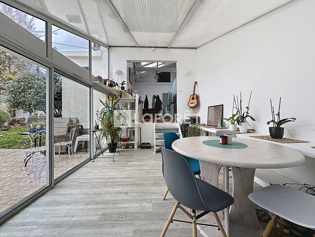 Maison à CHAMPIGNY-SUR-MARNE