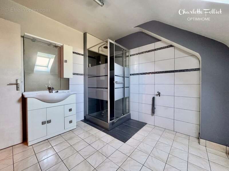 Maison à LE MINIHIC-SUR-RANCE