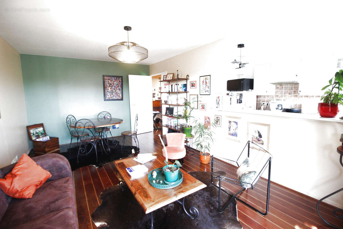 Appartement à LIMEIL-BREVANNES