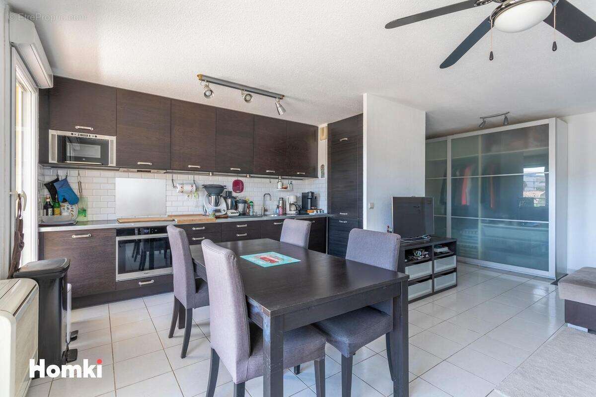 Appartement à MARSEILLE-10E