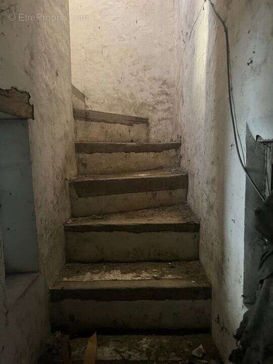 Maison a renover au centre du charmant village de PAVANT - photo 10