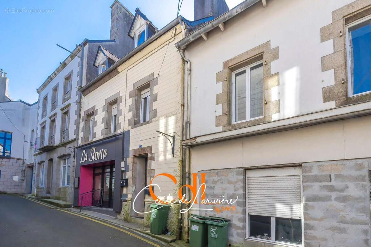 Commerce 126 m² à Landivisiau  - photo 2