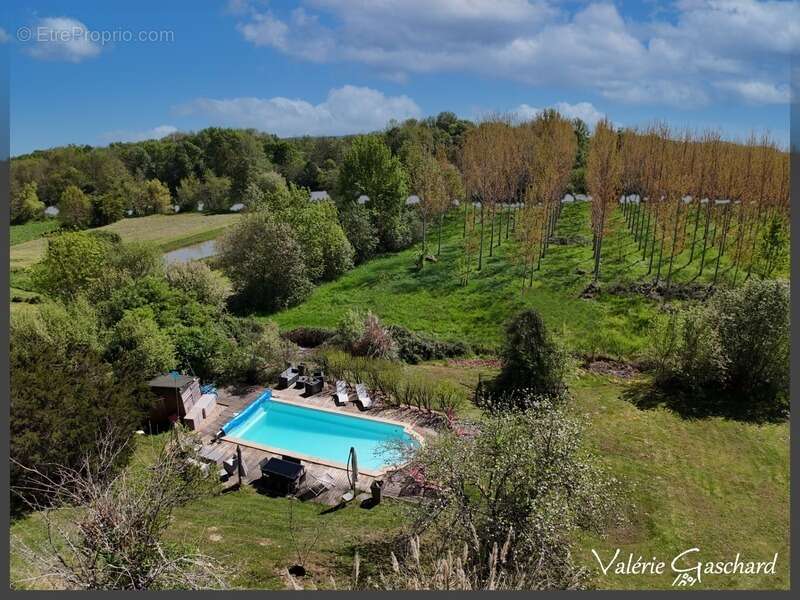 Maison à PORCHERES