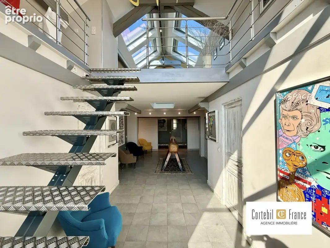 Maison 14 pièces 440 m² à vendre à Arthaz-Pont-Notre-Dame (74380) - photo 6