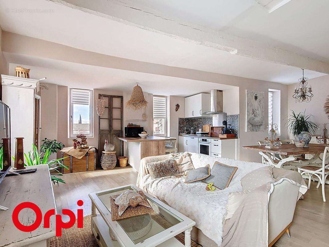 Appartement à LA CADIERE-D'AZUR