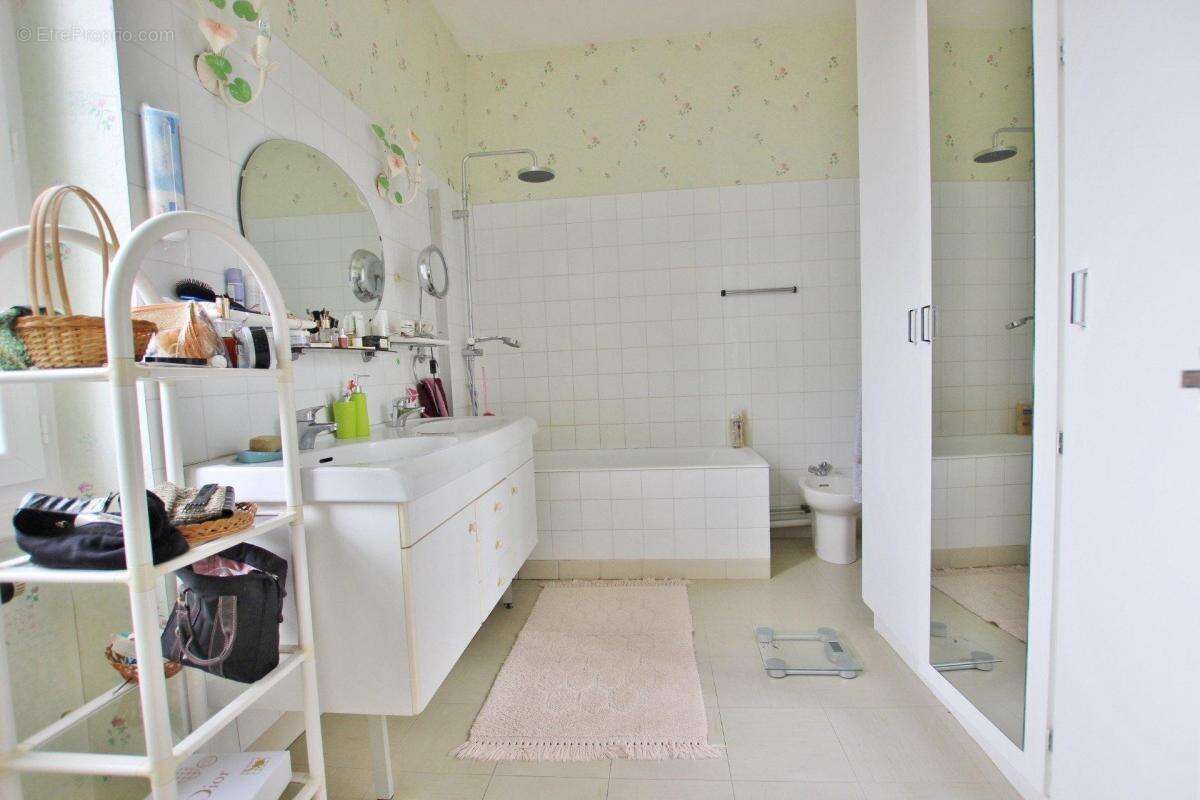 Maison à BRION-PRES-THOUET