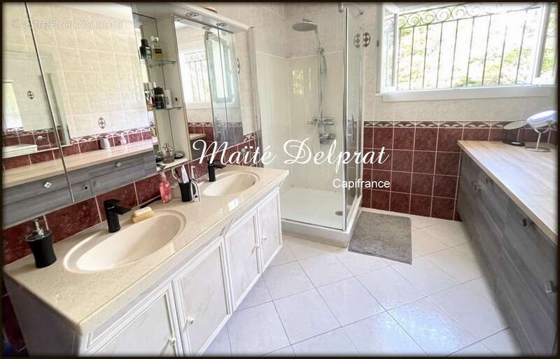 A vendre Carpentras - Maison familiale rénovée avec piscine et garage 210m² - photo 9