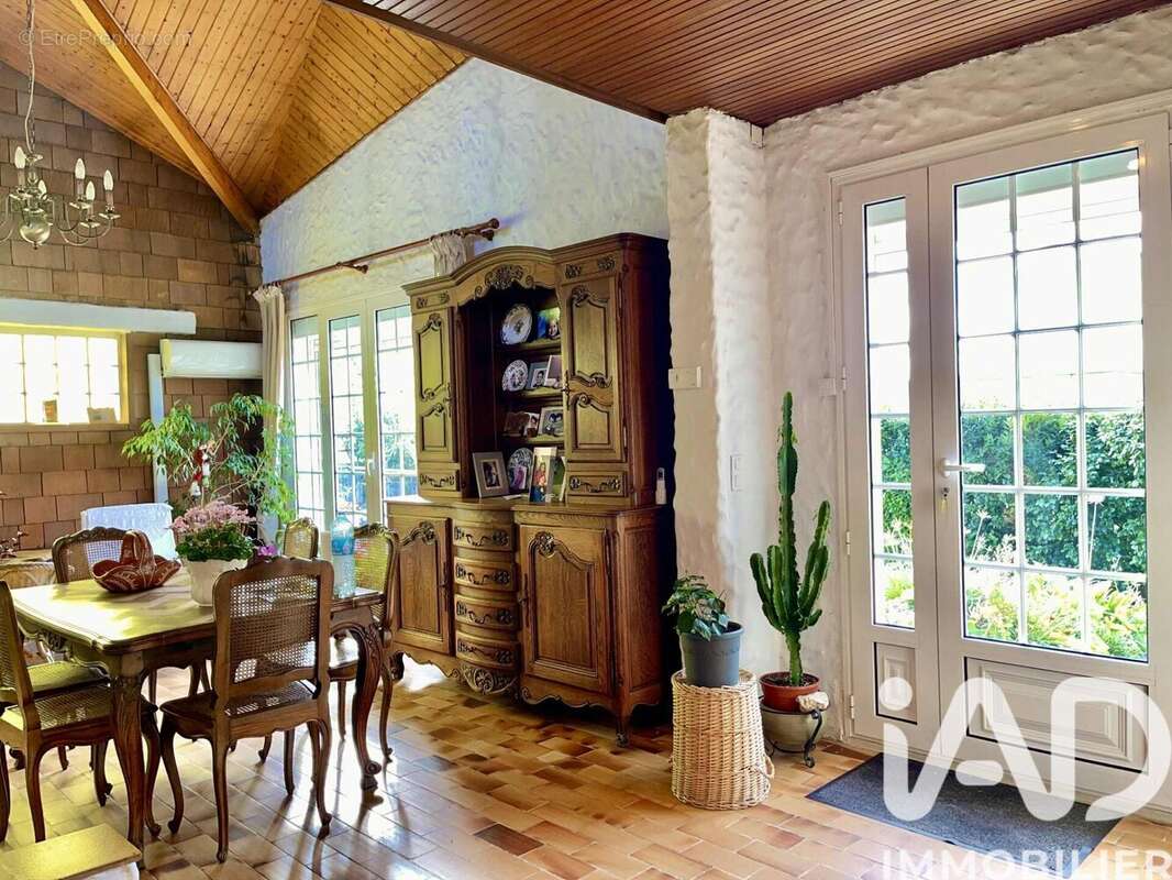 Photo 6 - Maison à OISSEL