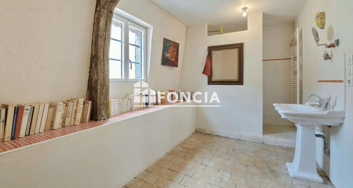 Maison à SILLE-LE-GUILLAUME