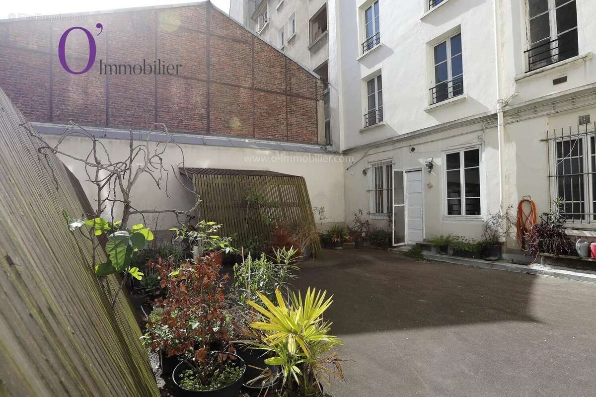 Appartement à PARIS-11E