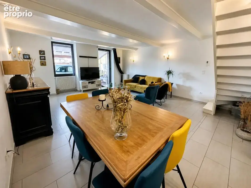 Maison de 4 pièces de 122 m² à Pont-de-Chéruy - photo 4