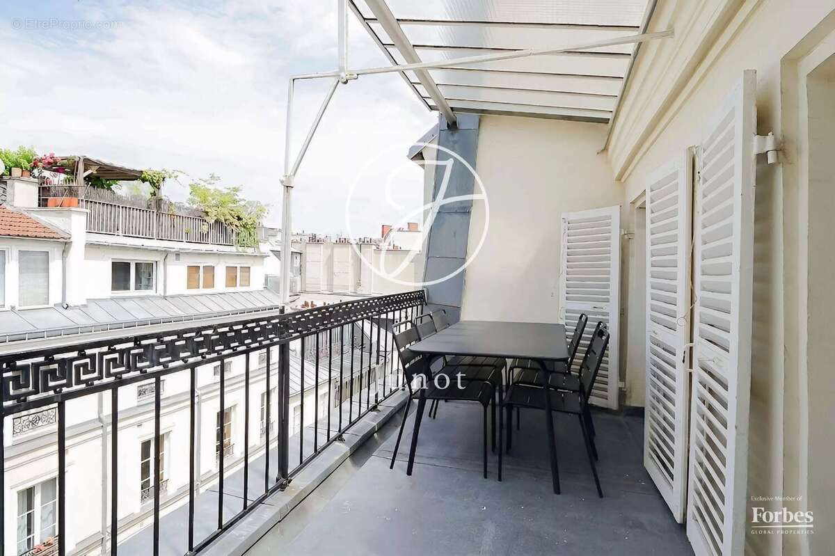 Appartement à PARIS-6E
