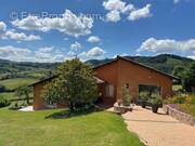 Maison à MONTROTTIER