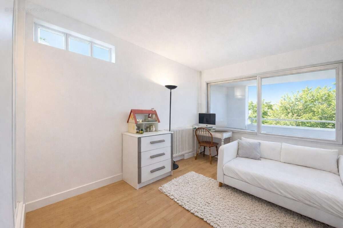 Appartement 70 m² à Le Vesinet  - photo 6