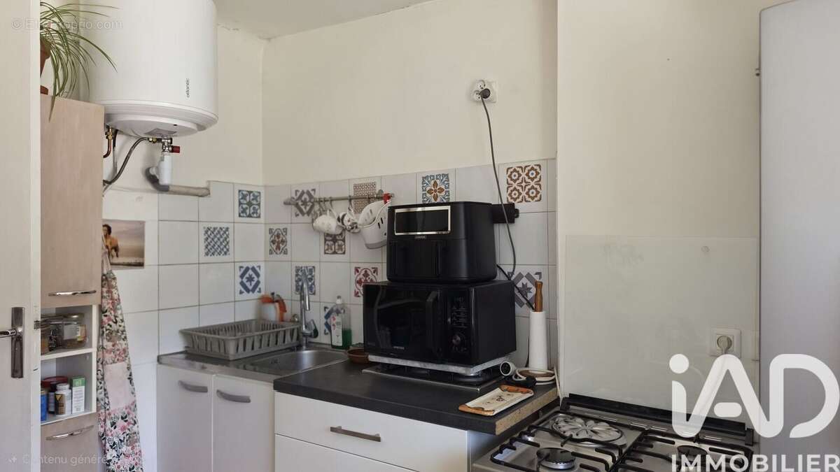 Photo 6