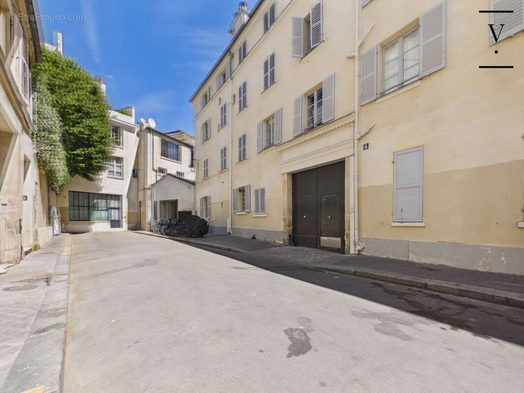 Appartement à PARIS-3E