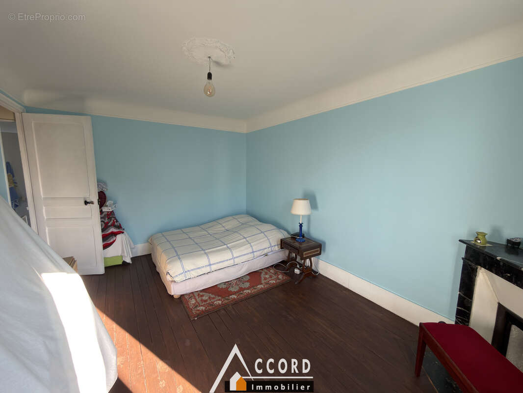 Maison à SARTROUVILLE