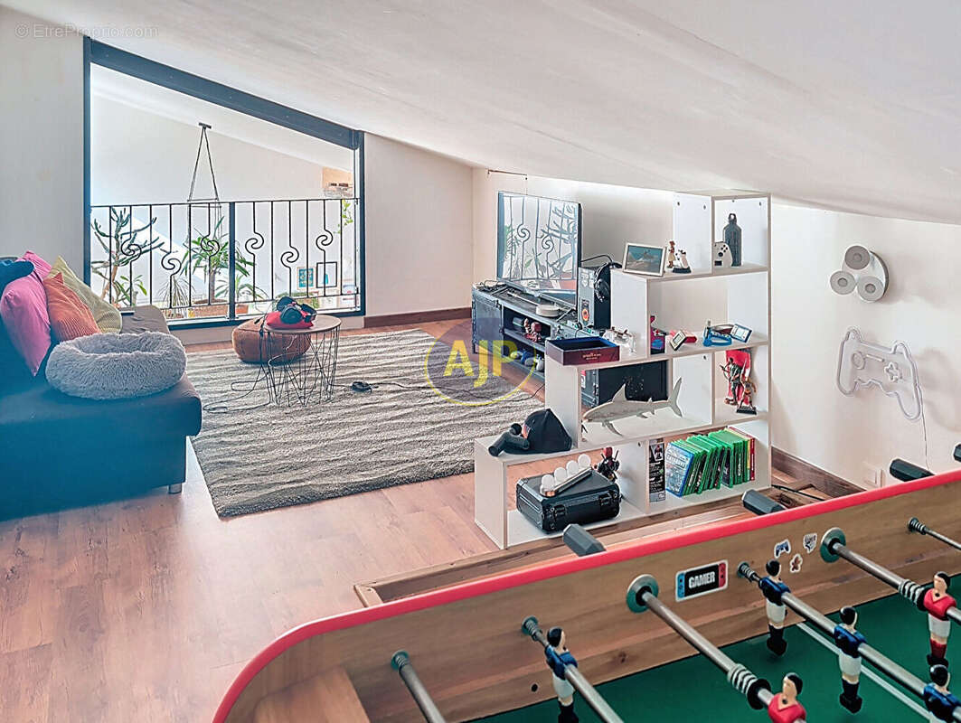 Maison à GRAYAN-ET-L'HOPITAL