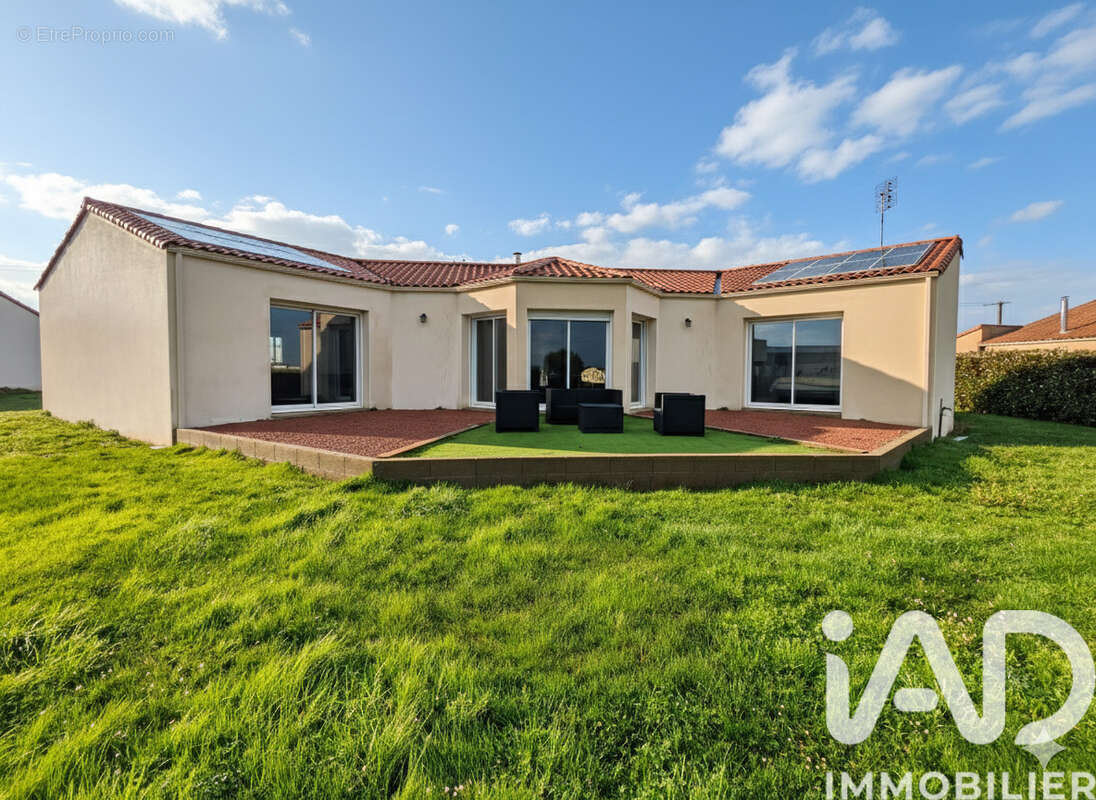 Photo 2 - Maison à SAINTE-HERMINE