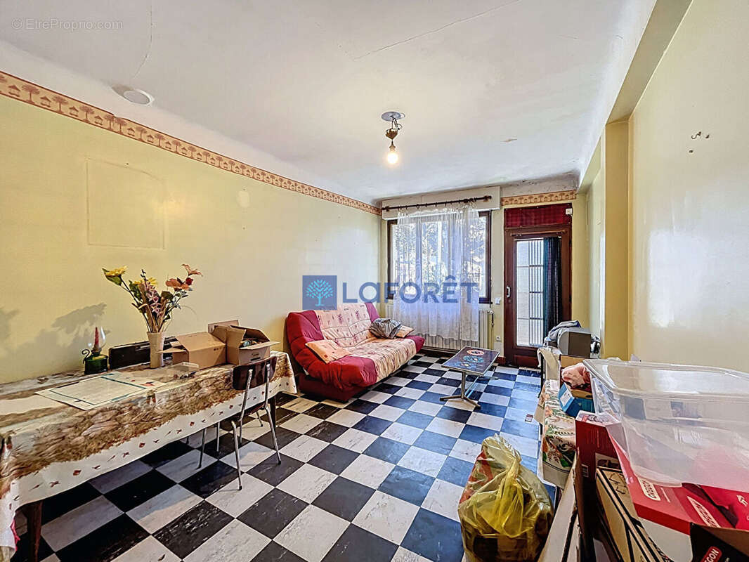 Maison à SAVIGNY-SUR-ORGE