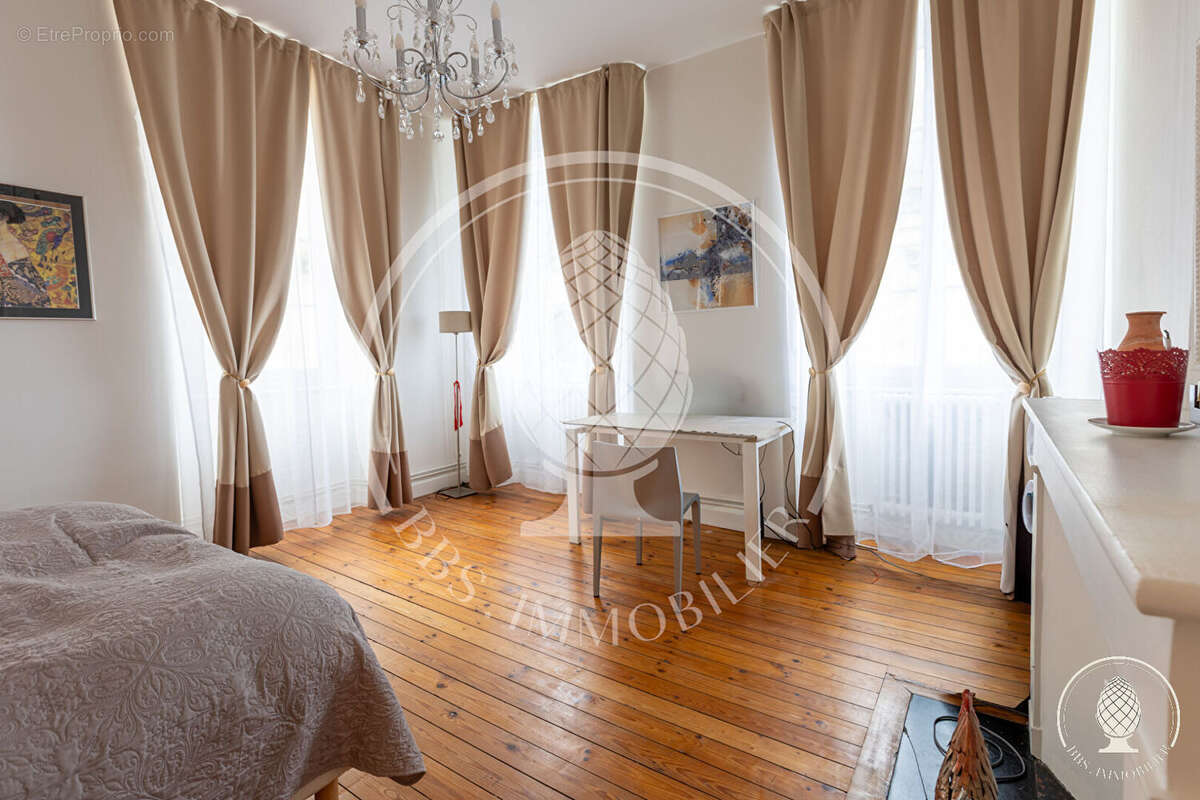 Appartement à LA ROCHELLE