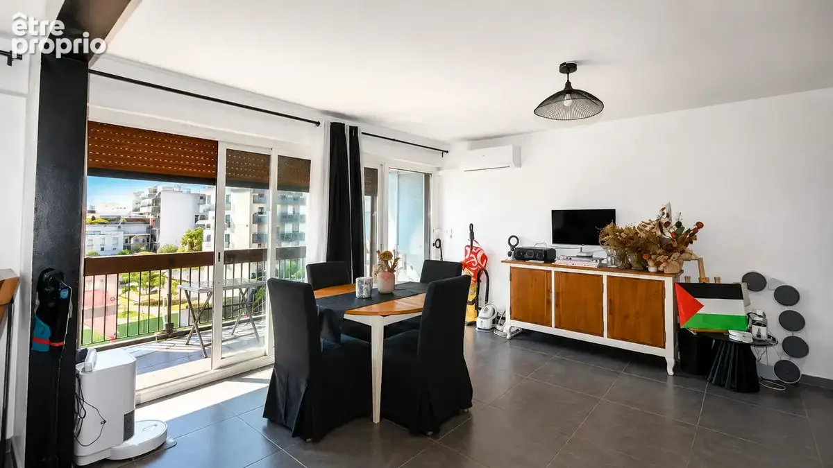 Appartement 4 pièces 112 m² à vendre à Marseille-6e (13006) - photo 2