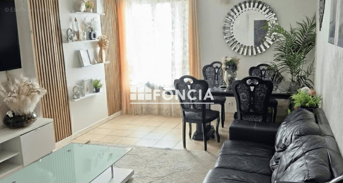Appartement à BOISSY-SAINT-LEGER