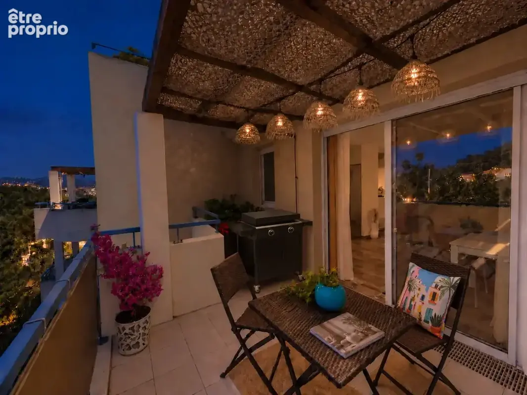 Hyères Costebelle – T3 de standing très calme, terrasse, parking – Garage 16 m² poss en supplément - photo 14
