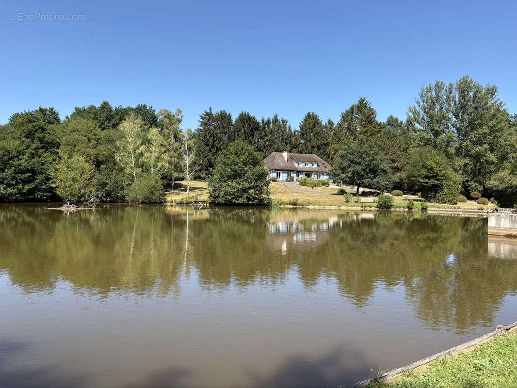 Coussac Bonneval Propriété exceptionnelle avec etang et 2.86 hecatres sans voisinage proche - photo 34