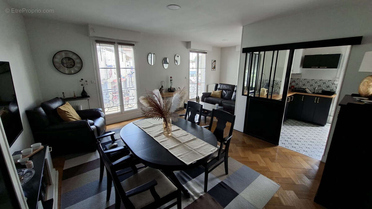Appartement à SURGERES