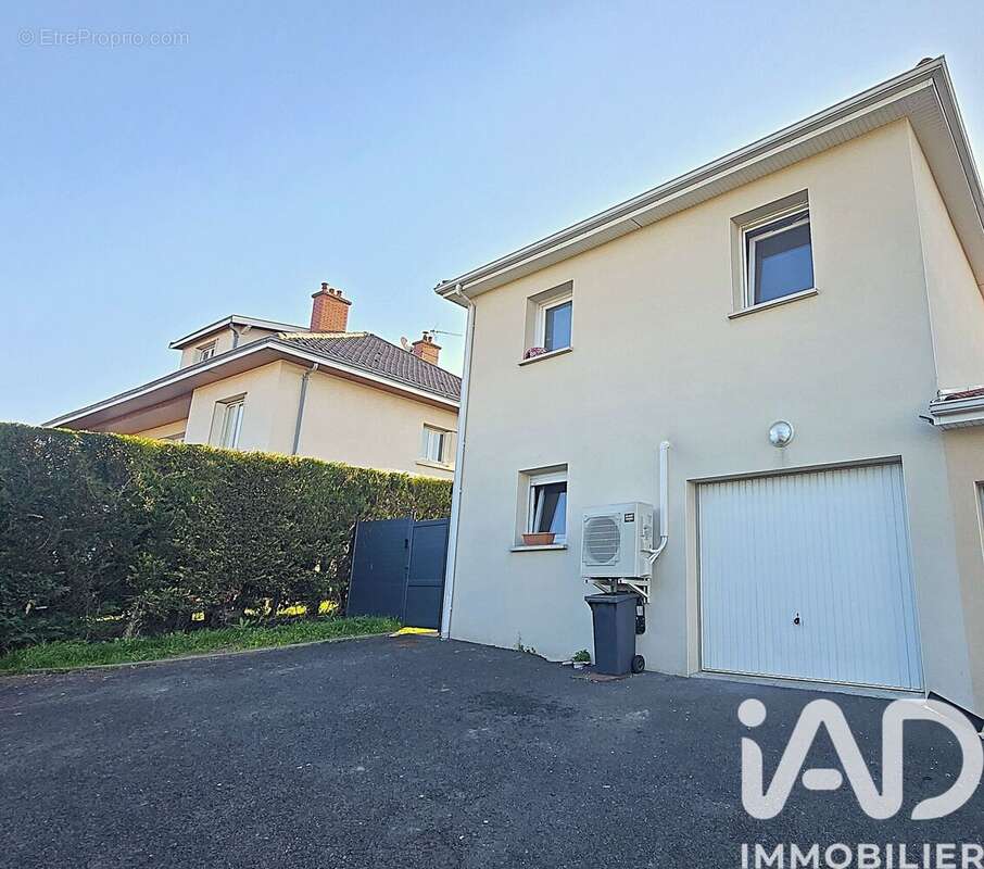 Photo 2 - Maison à AUBIERE