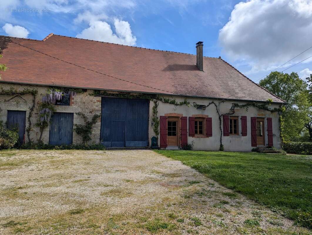 Maison à BRIGUEIL-LE-CHANTRE