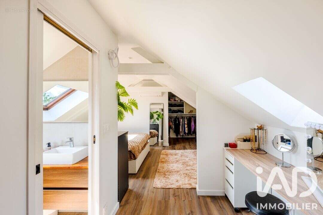 Maison 112 m² à Pontoise  - photo 8