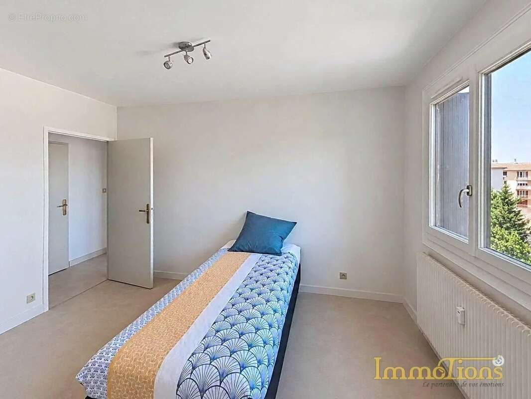 Appartement à ROMANS-SUR-ISERE