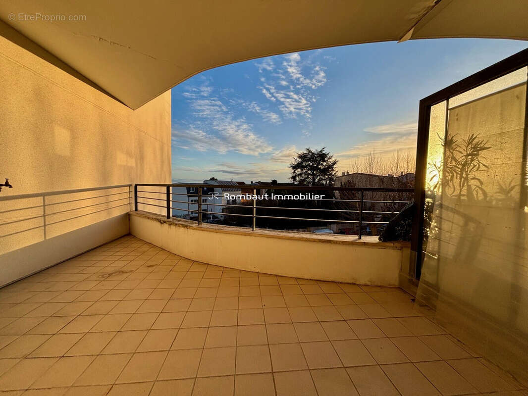 Appartement à SURESNES
