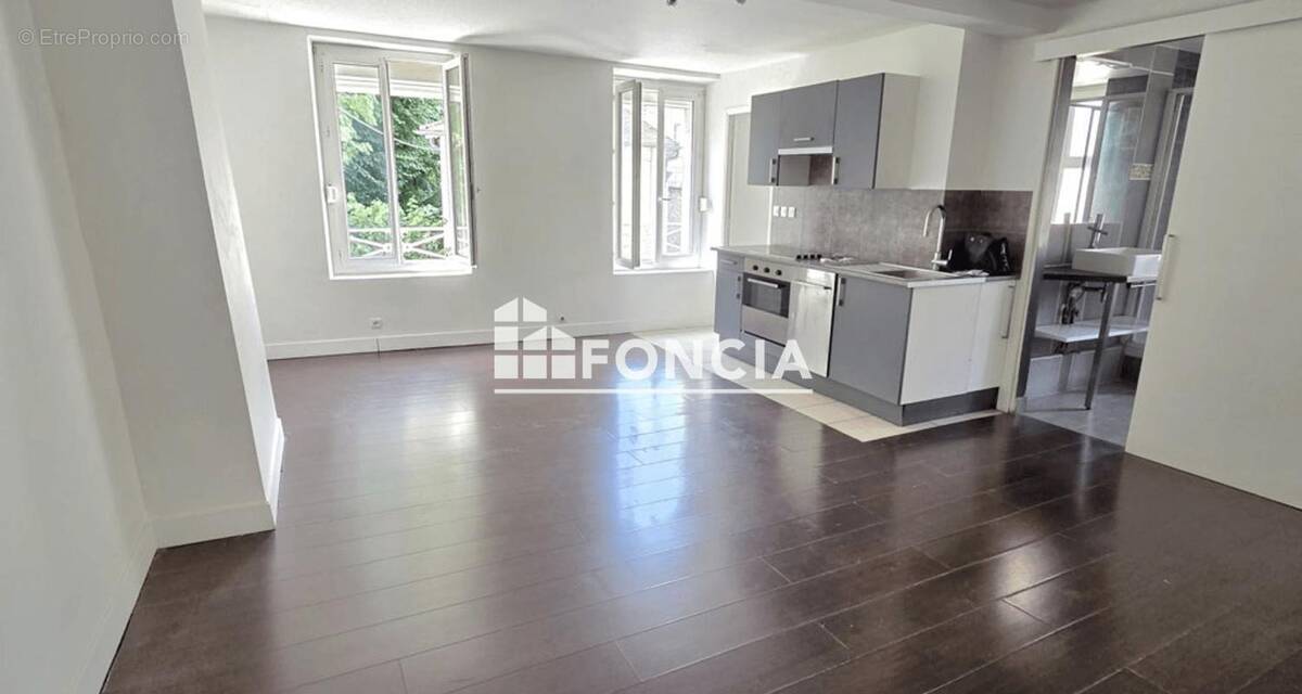 Appartement à MELUN